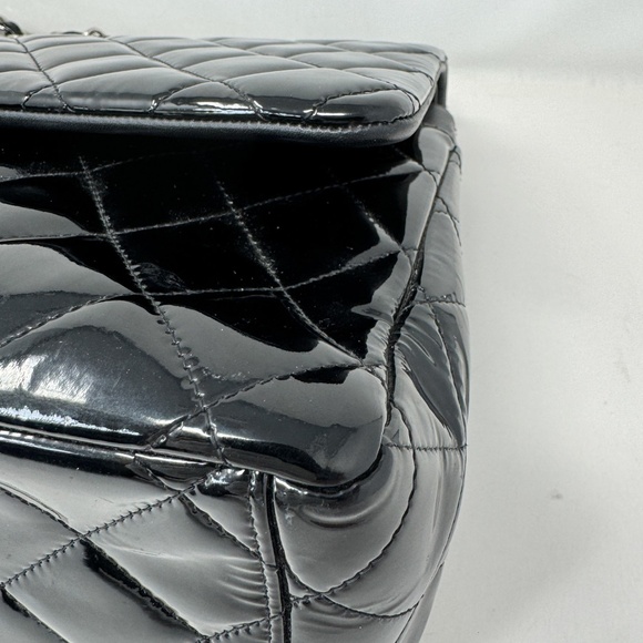 Chanel Black Patent Maxi Classic Double Flap bag - Picture 11 of 13